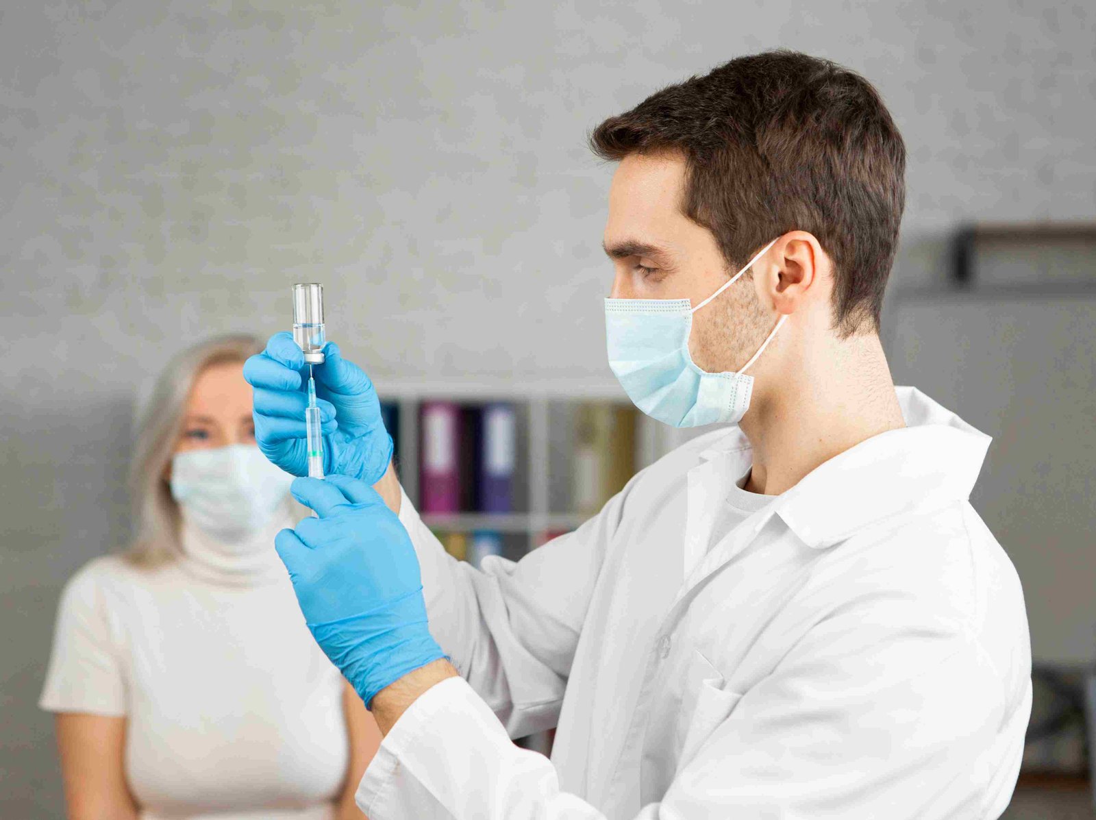 medium shot doctor wearing mask 11zon